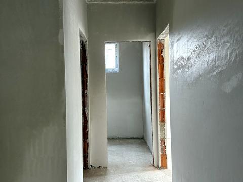 1860898970124370
