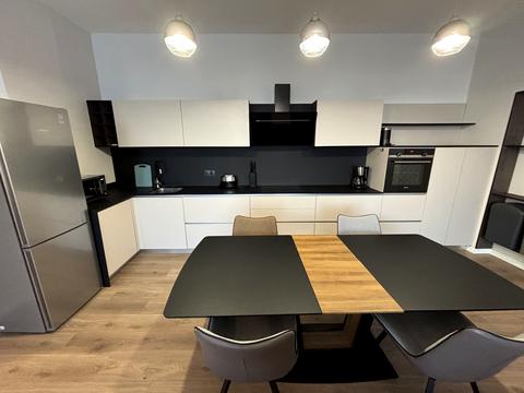 квартира за адресою Євгена Коновальця вул. (Щорса), 44-А