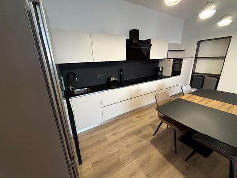 квартира за адресою Євгена Коновальця вул. (Щорса), 44-А