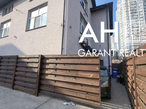 комерційна за адресою Завальна вул., 10-Г