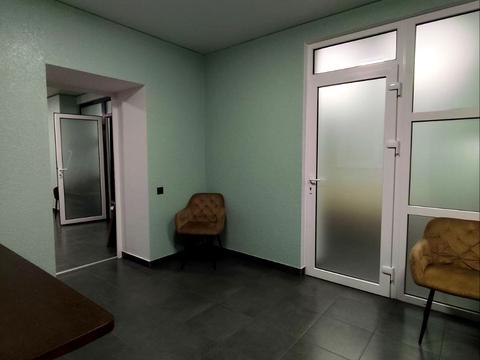 комерційна за адресою Академіка Ромоданова вул. (Льва Толстого), 50-Б