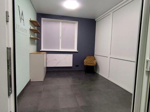 комерційна за адресою Академіка Ромоданова вул. (Льва Толстого), 50-Б