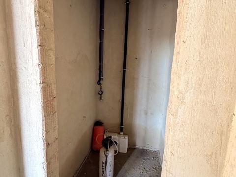 комерційна за адресою Лісна вул., 1