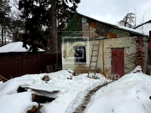 будинок за адресою Кленова вул.