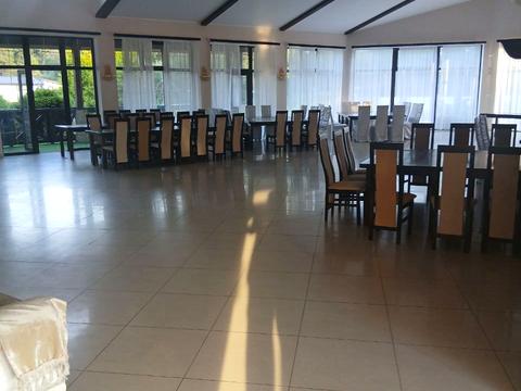 комерційна за адресою центральна, 76а