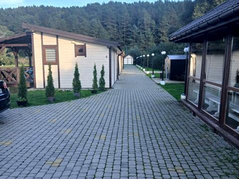 комерційна за адресою центральна, 76а