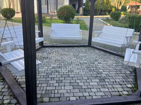 комерційна за адресою центральна, 76а