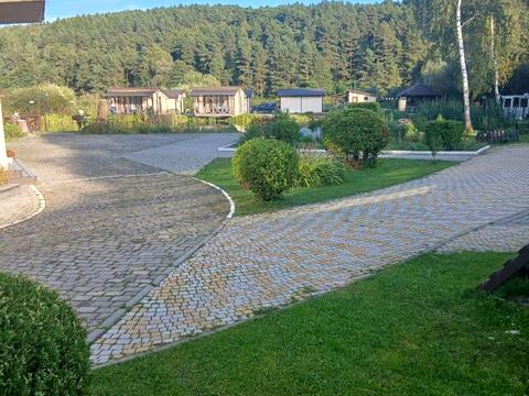 комерційна за адресою центральна, 76а