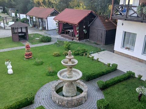 комерційна за адресою центральна, 76а