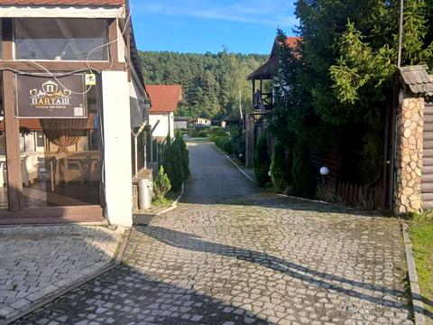 комерційна за адресою центральна, 76а