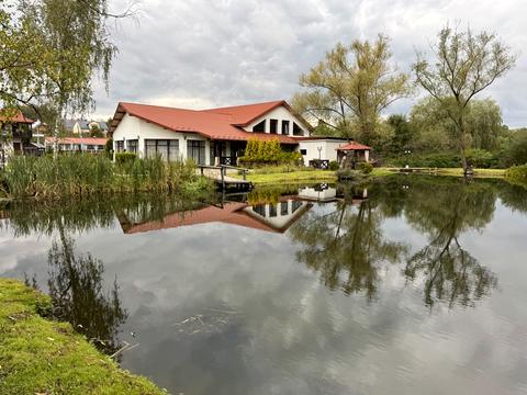 комерційна за адресою центральна, 76а