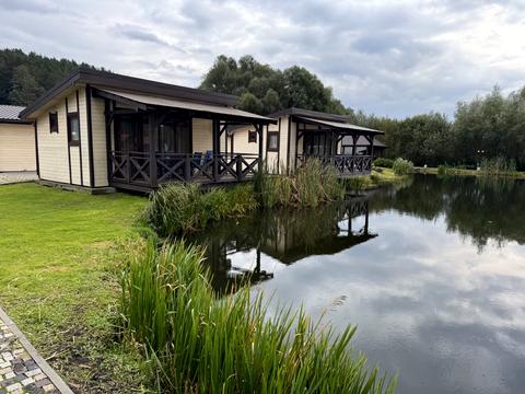 комерційна за адресою центральна, 76а