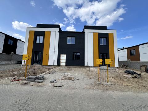 дом по адресу Кулика і Гудачека ул. (Макарова)