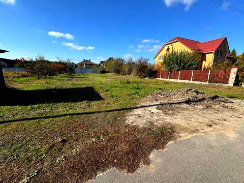 ділянка за адресою Мисливська, 44