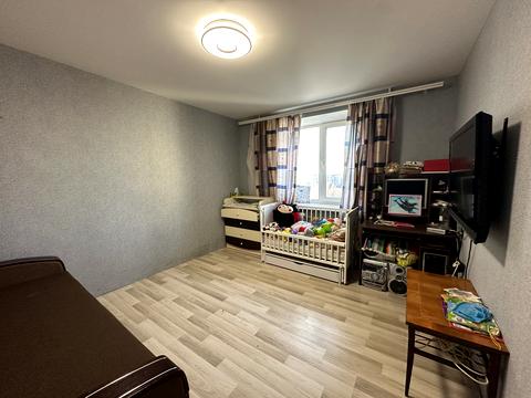 квартира за адресою Євгена Чикаленка вул., 68б