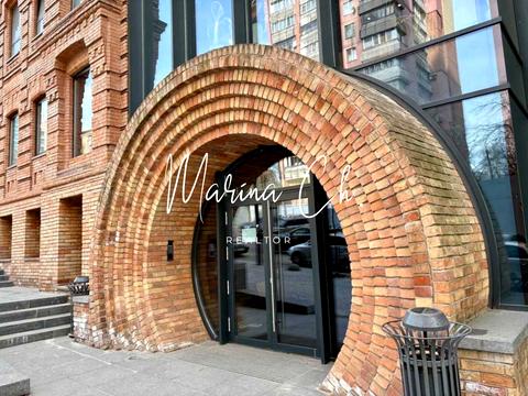 комерційна за адресою Шевченка вул., 49