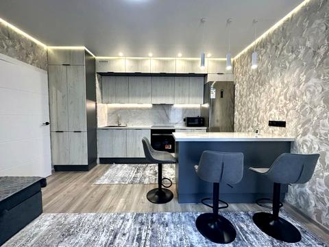 квартира по адресу Салютная ул., (Будинок 02301-02303)