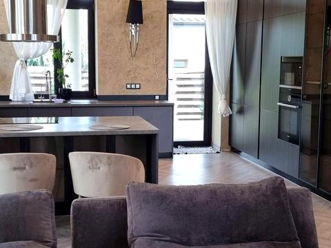 дом по адресу Леси Украинки ул.