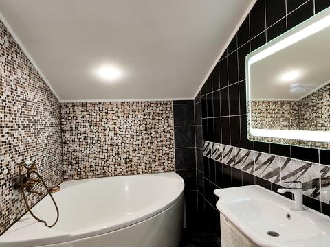 квартира за адресою Регенераторна вул., 4 к7