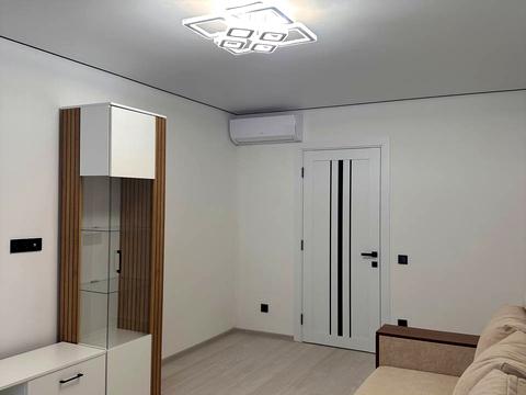 квартира за адресою Романа Шухевича вул., 5