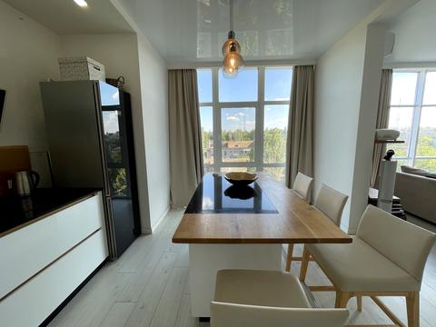 квартира по адресу Мостобудівників ул., 17