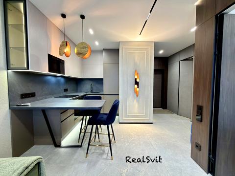 квартира за адресою Любомира Гузара просп. (Космонавта Комарова), 15