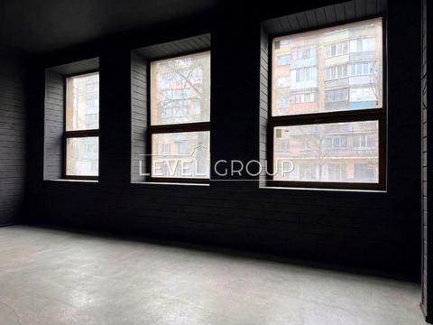 комерційна за адресою Білоруська вул., 38