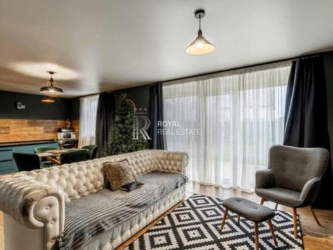 будинок за адресою Жовтнева