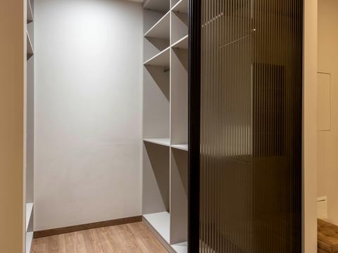 квартира по адресу Андрея Верхогляда ул. (Михайла Драгомирова), 14