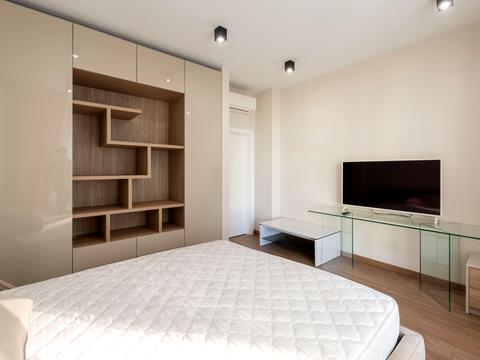 квартира по адресу Андрея Верхогляда ул. (Михайла Драгомирова), 14