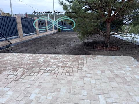 будинок за адресою Успішна вул.
