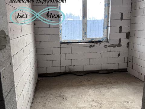 будинок за адресою Успішна вул.