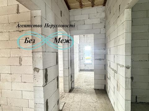 будинок за адресою Успішна вул.