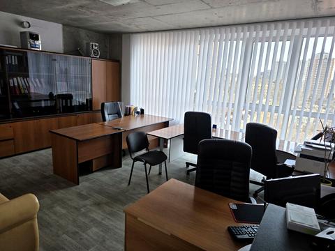 комерційна за адресою Ділова вул. (Димитрова), 2-Б