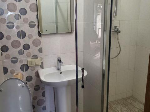 будинок за адресою Бузкова, 1