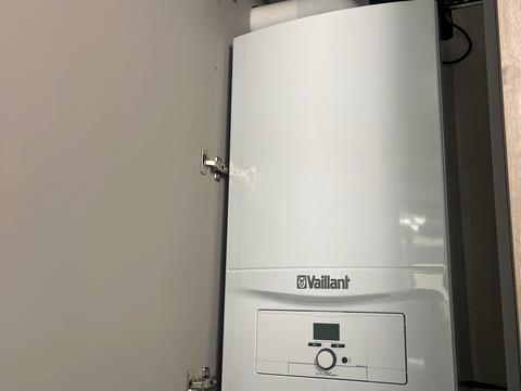 квартира за адресою Роксоляни вул., 43б