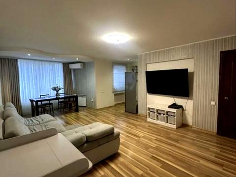 квартира по адресу Льва Ландау просп. (50-летия СССР), 16