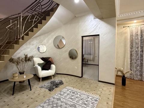 будинок за адресою Вишнева вул.