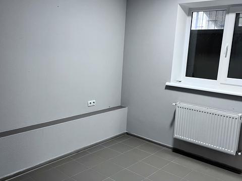 комерційна за адресою Владислава Бувалкіна вул. (Бочарова Генерала), 75