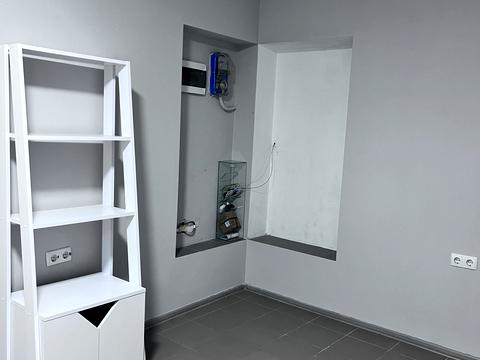 комерційна за адресою Владислава Бувалкіна вул. (Бочарова Генерала), 75