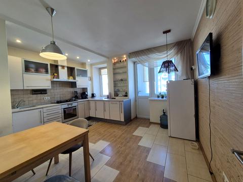 квартира за адресою Погребняка вул., 13