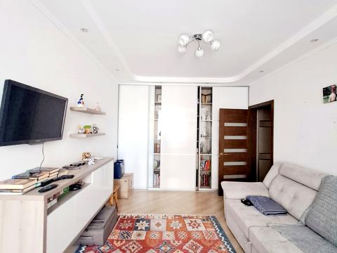 квартира за адресою Анни Ахматової вул., 22