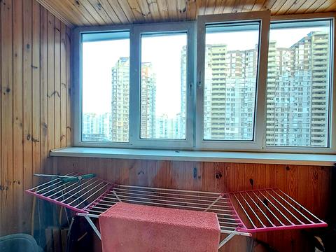 квартира за адресою Анни Ахматової вул., 22