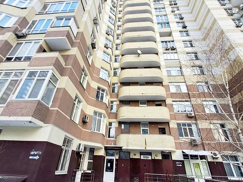 квартира за адресою Анни Ахматової вул., 22