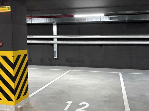 паркоместо по адресу Романа Левицкого ул., (Будинок 2)