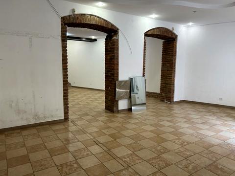 комерційна за адресою Володимира Антоновича вул. (), 22