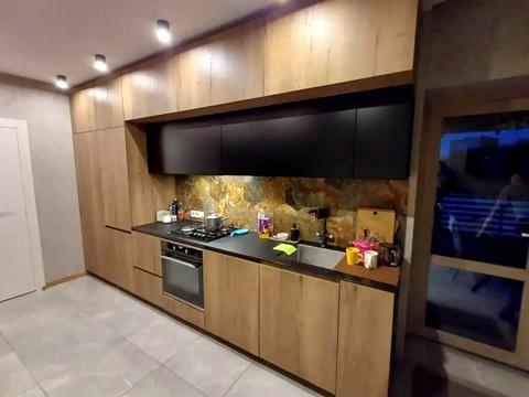 будинок за адресою Янтарна вул.