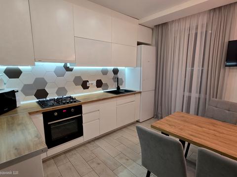 квартира по адресу Анатолия Лабунского ул., 4