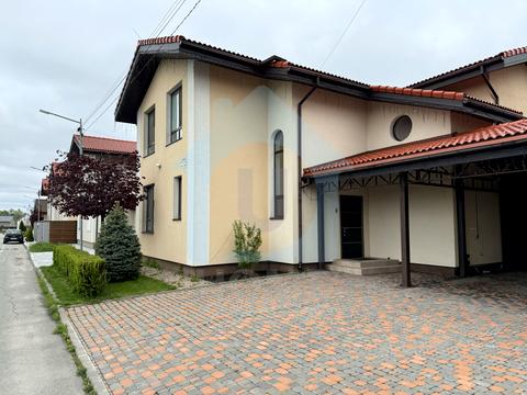 будинок за адресою 3-тя Будівельників вул.