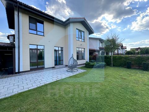 будинок за адресою 3-тя Будівельників вул.